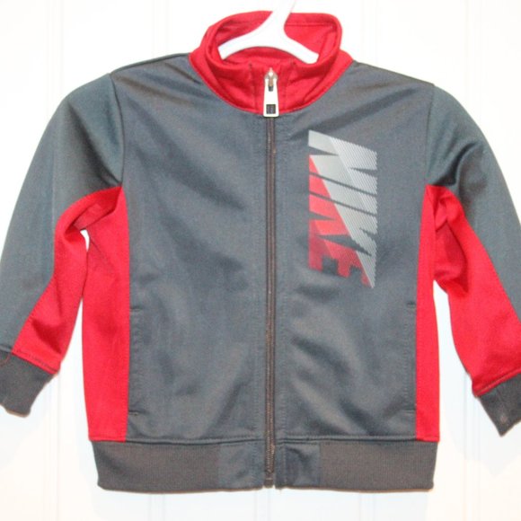 2/$20 🏷 Nike Zip Up Size 12m - Picture 2 of 2